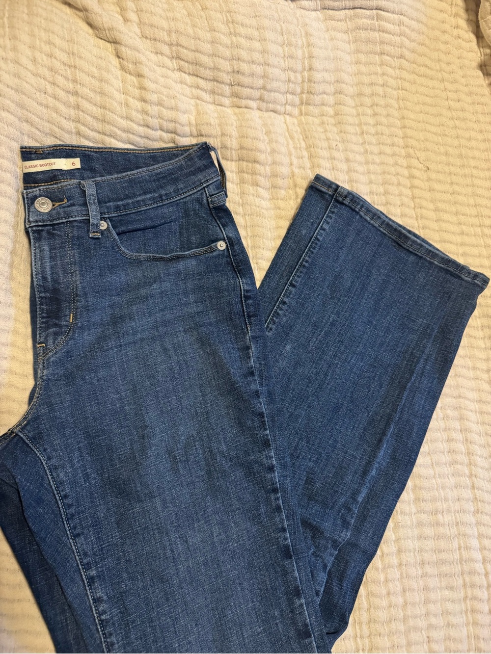 Levi's Women's Boot Cut Jeans - Medium Blue Wash